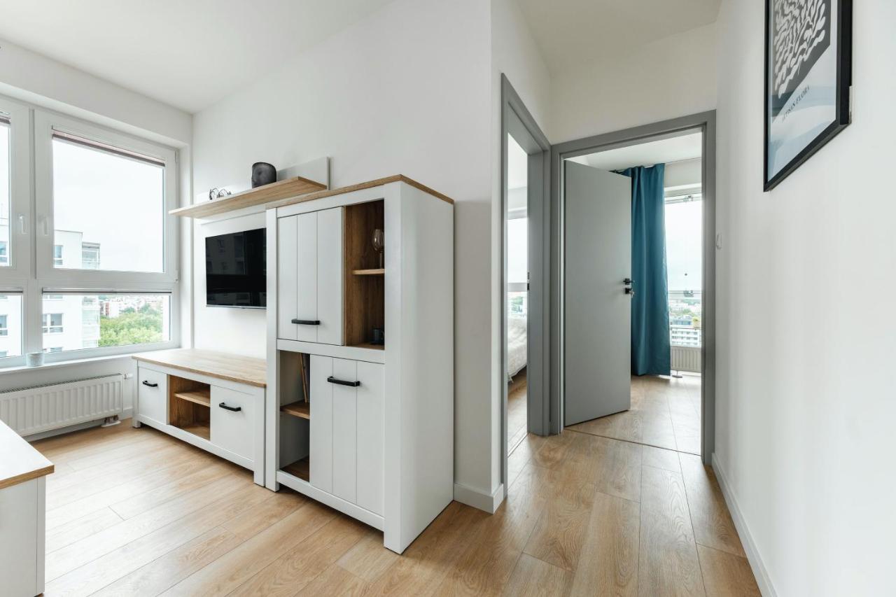 Apartment 71 *